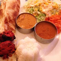 インディアン パキスタン レストラン カーナ