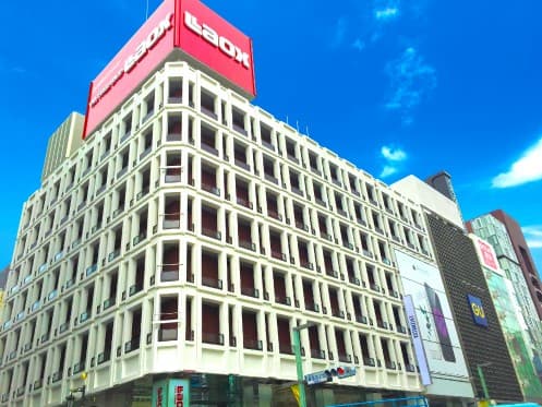 Laox Ginza ExitMelsa