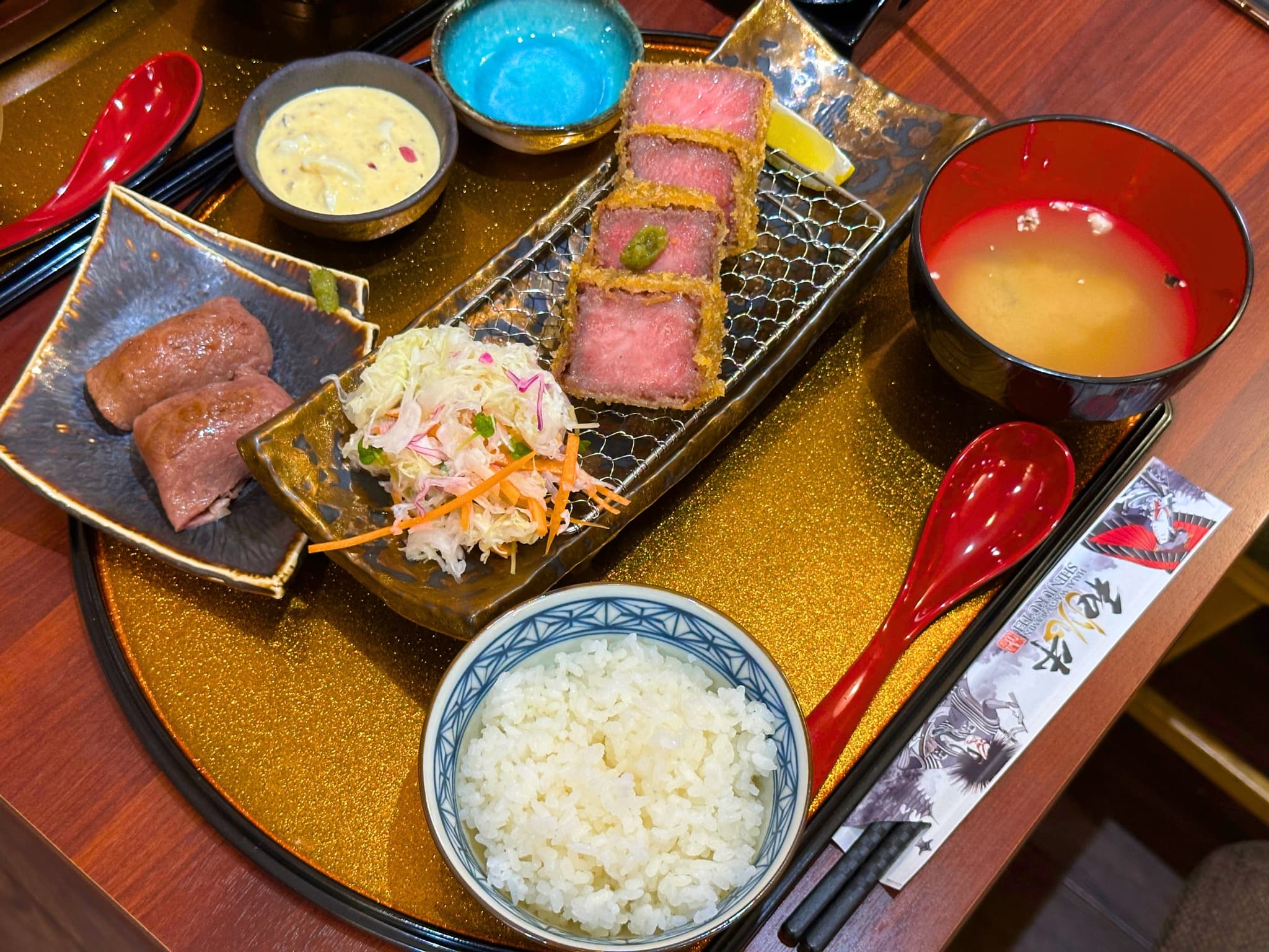 新宿亭 新橋東京 ハラール和牛焼肉ステーキ＆牛カツレストラン - 1